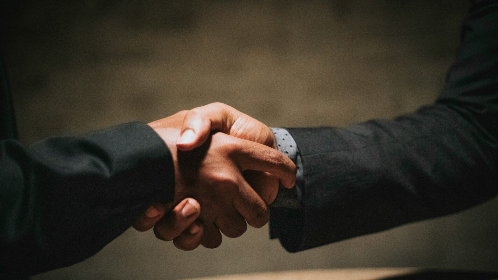 best lawyer in uae best lawyer in dubai best lawyer in abu dhabi